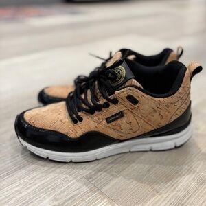 Women's Rare NFN Gourmet Cork Athletic Shoes. Size 9